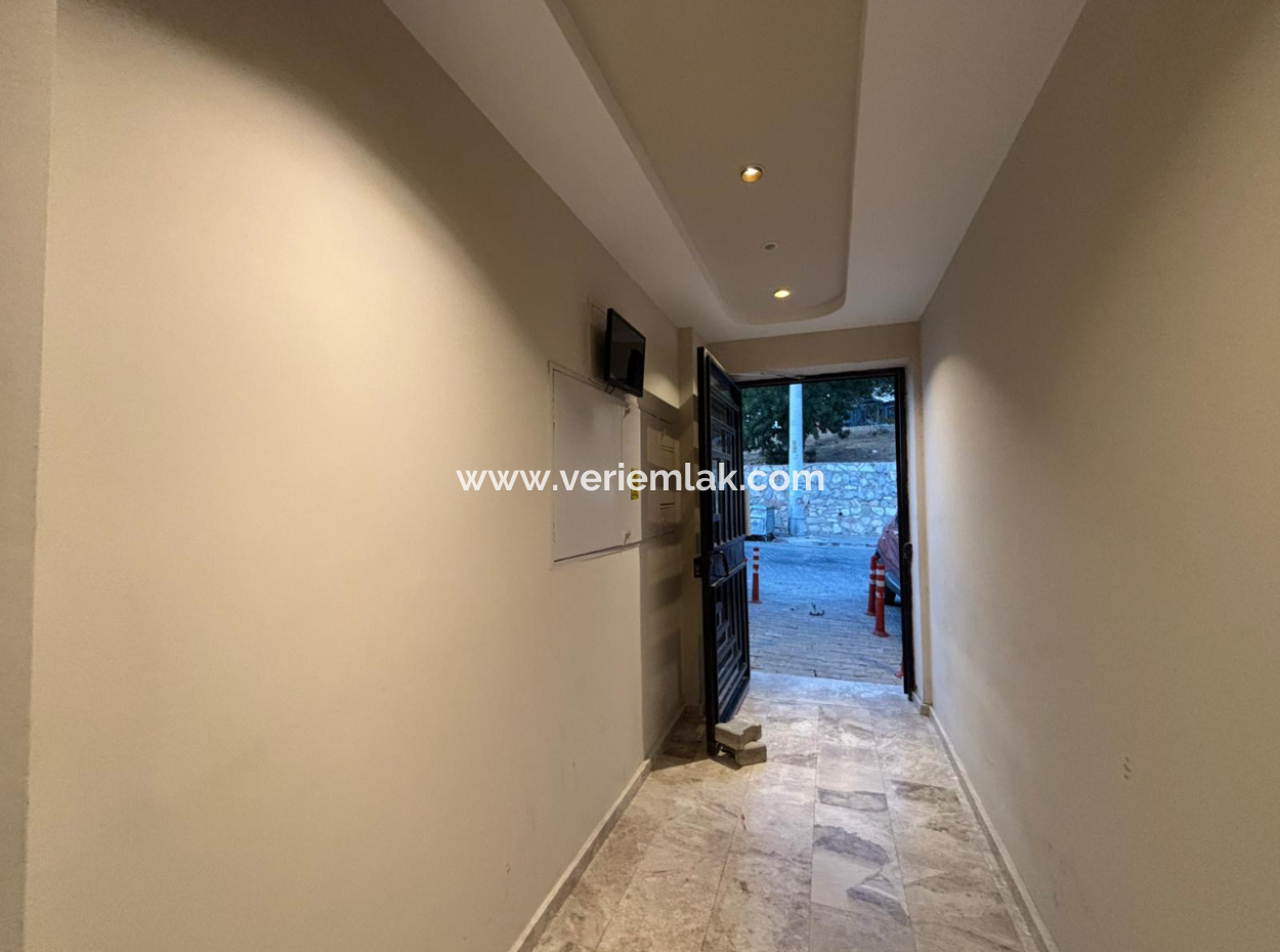 2 1 Kellerwohnung Zum Verkauf In Çeşme Ovacik Mit Herrlicher Aussicht!