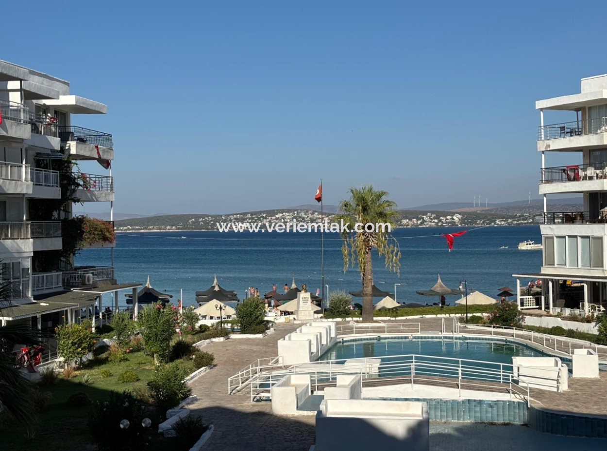 2 1 Wohnung Zu Vermieten In Einem Sternen-Strandkomplex Mit Privatstrand In Cesme!