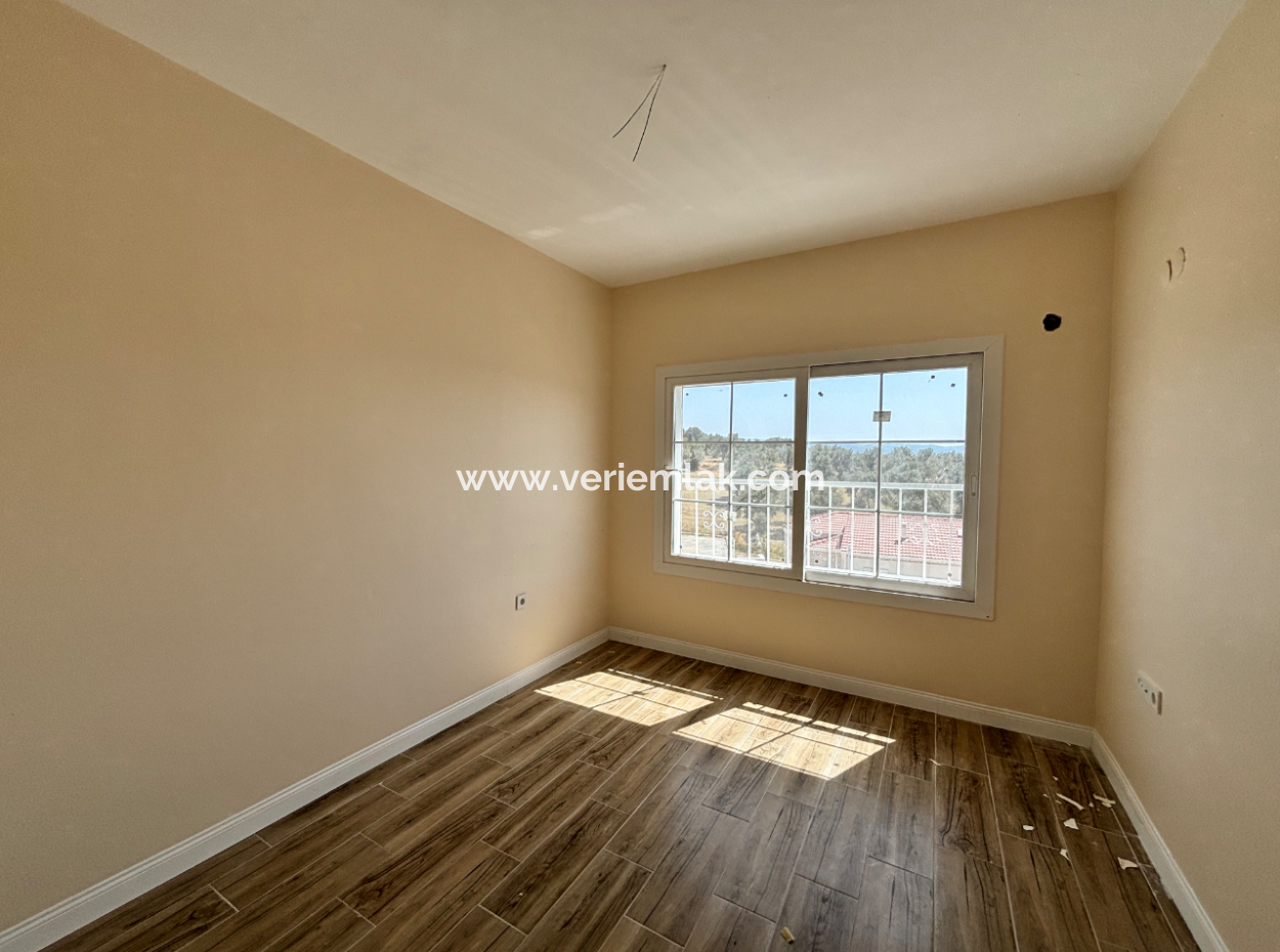 3 1 Wohnungen Zum Verkauf In Moderner Architektonischer Maisonette In Seferihisar İhsaniye Dorf