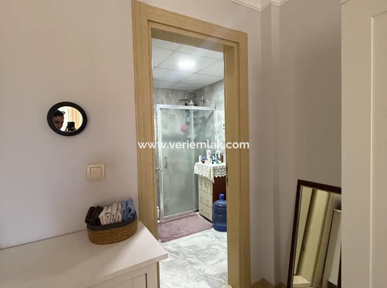 Geräumige Und Komfortable Wohnung Zum Verkauf In Der Nähe Des Yachthafens Von Sığacık!
