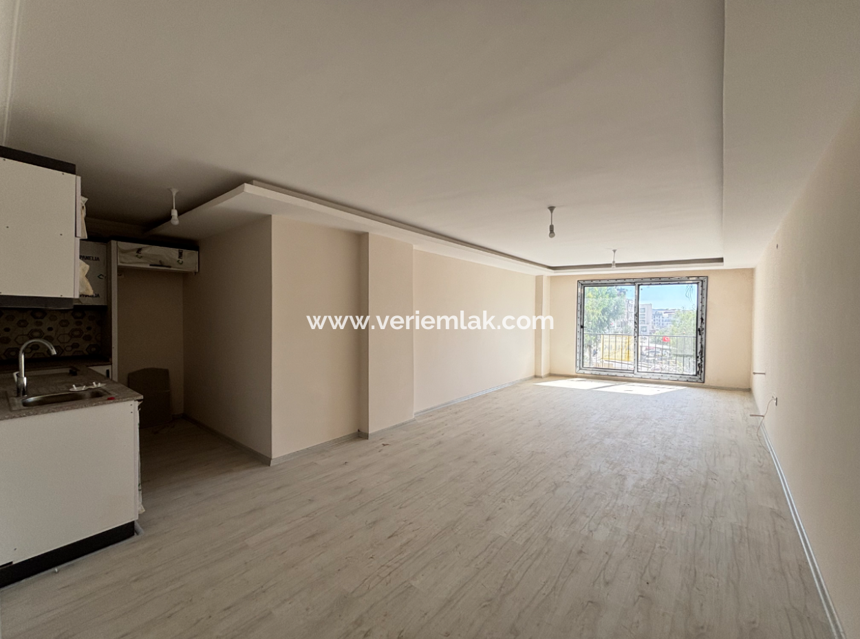 3 1, 120 M2 Wohnung Zum Verkauf In Der Nähe Des Gerichtsgebäudes Von Seferihisar