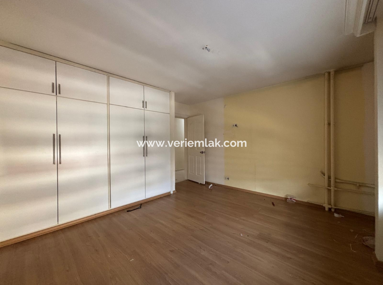 3 1 – 140 M² Wohnung Zu Vermieten In Alsancak – Cumhuriyet Boulevard, In Einem Geschlossenen Komplex In Der Nähe Der Promenade