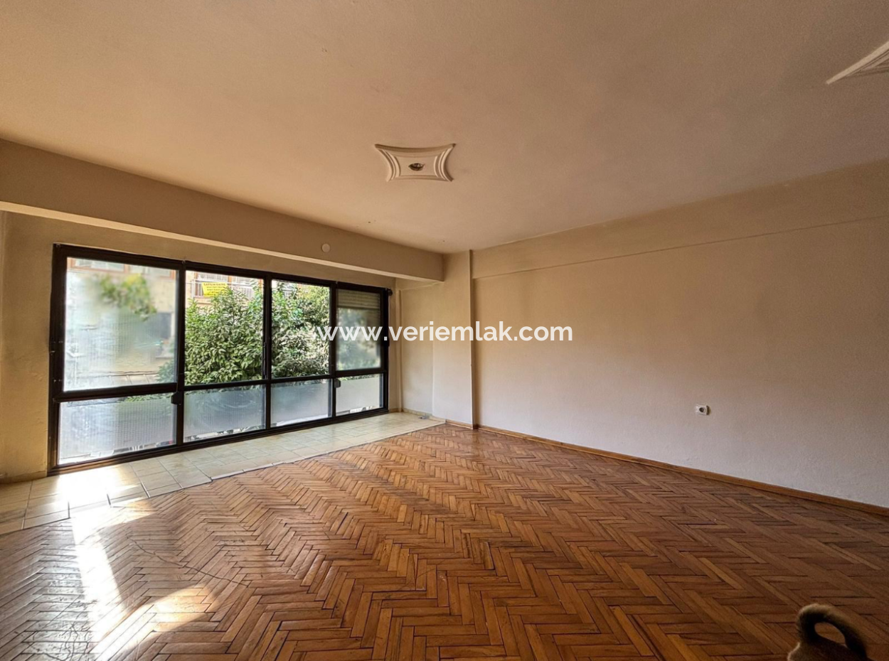 1. Stock 2 1 90 M2 Leere Wohnung Zum Verkauf Mit Aufzug In Alsancak Kahramanlar!