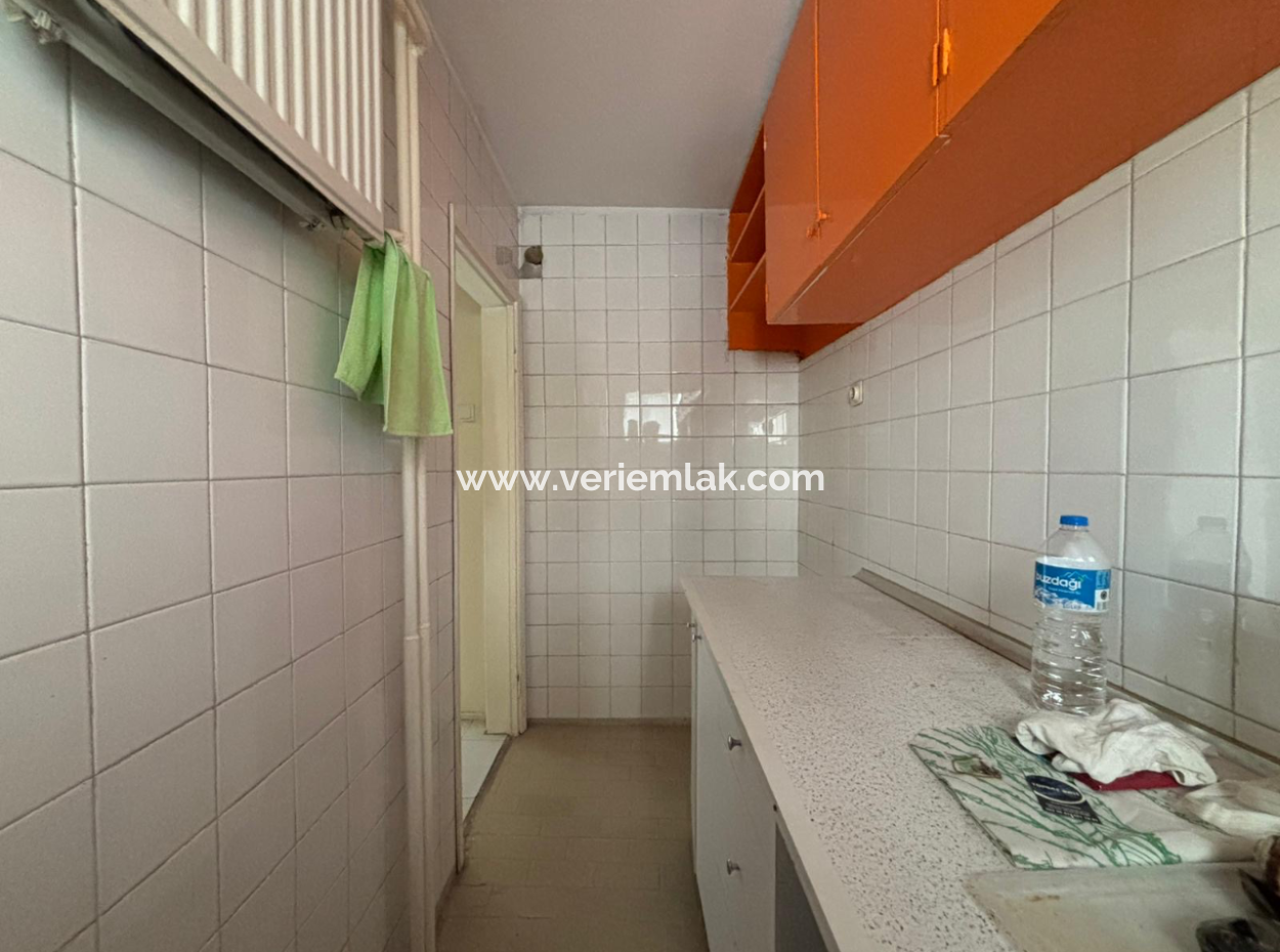 11 Wohnung Zu Mieten Mit Aufzug Gegenüber Dem Privaten Krankenhaus Alsancak!