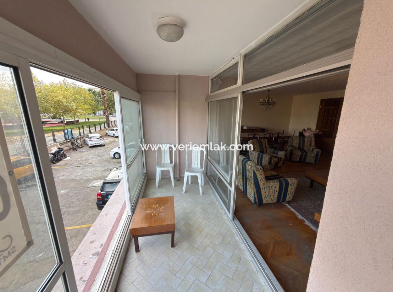 Villenwohnung Mit Eckparkplatz Auf Dem Quarantäneplatz Küçükyali Ohne Dunkelkammer