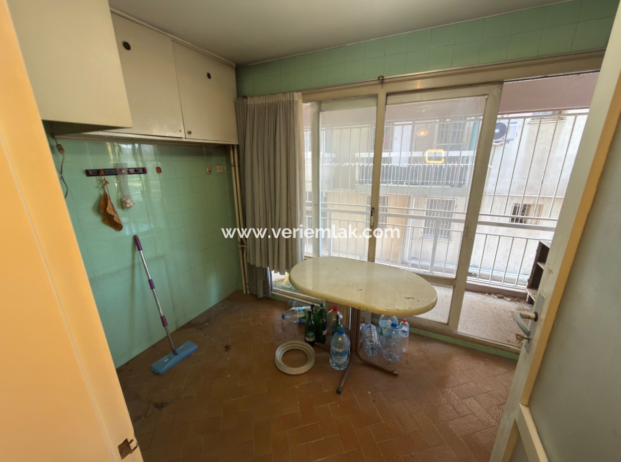 Villenwohnung Mit Eckparkplatz Auf Dem Quarantäneplatz Küçükyali Ohne Dunkelkammer