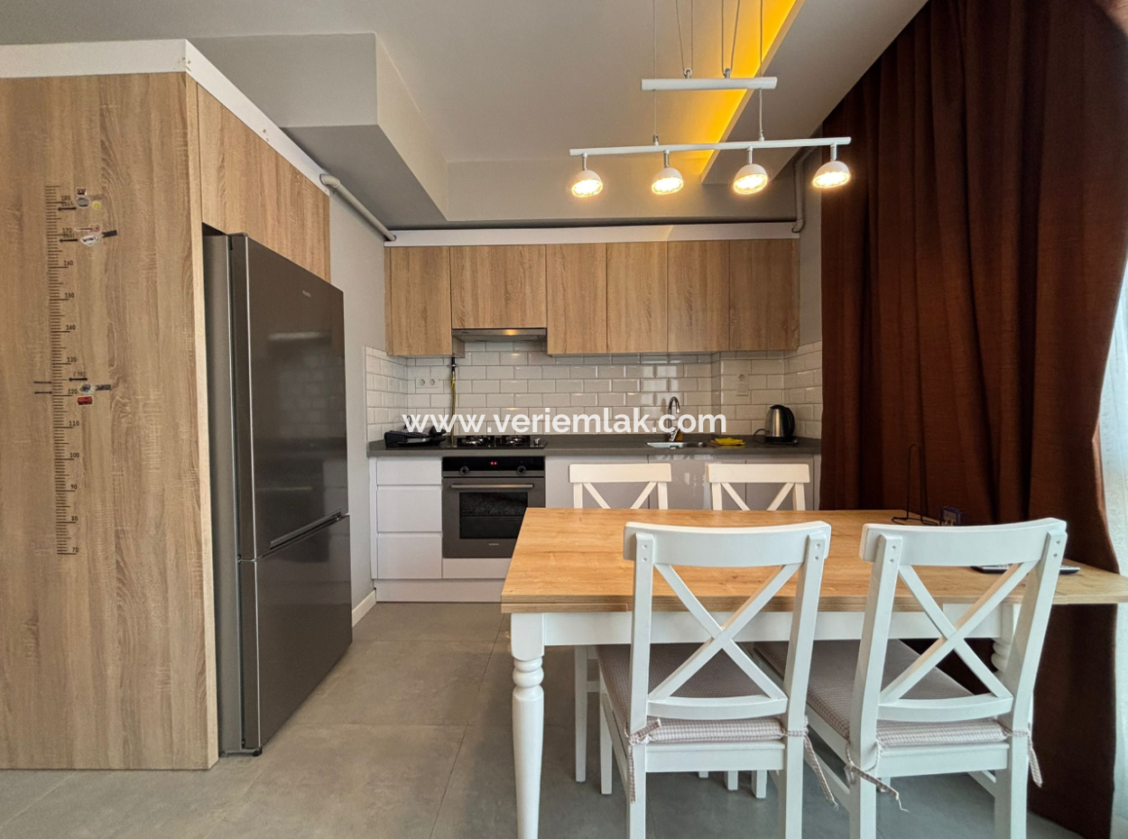 Duplex 2 1 Möblierte Wohnung Zu Vermieten In Einem Neubau In Alsancak Heroes!