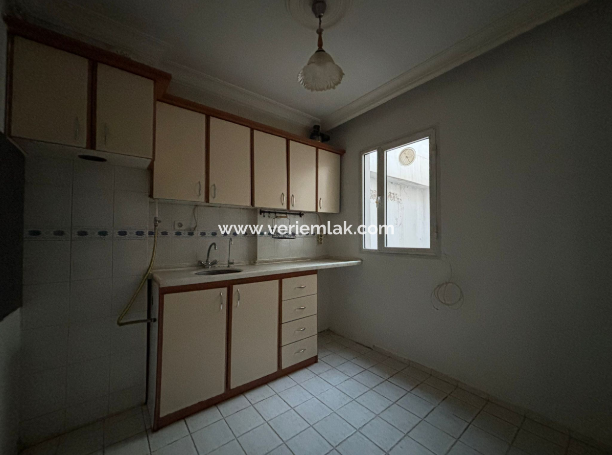 In Der Nähe Von Hatay Polygon Metro 3 1 Erdgas Gelegenheit Wohnung Zu Vermieten!