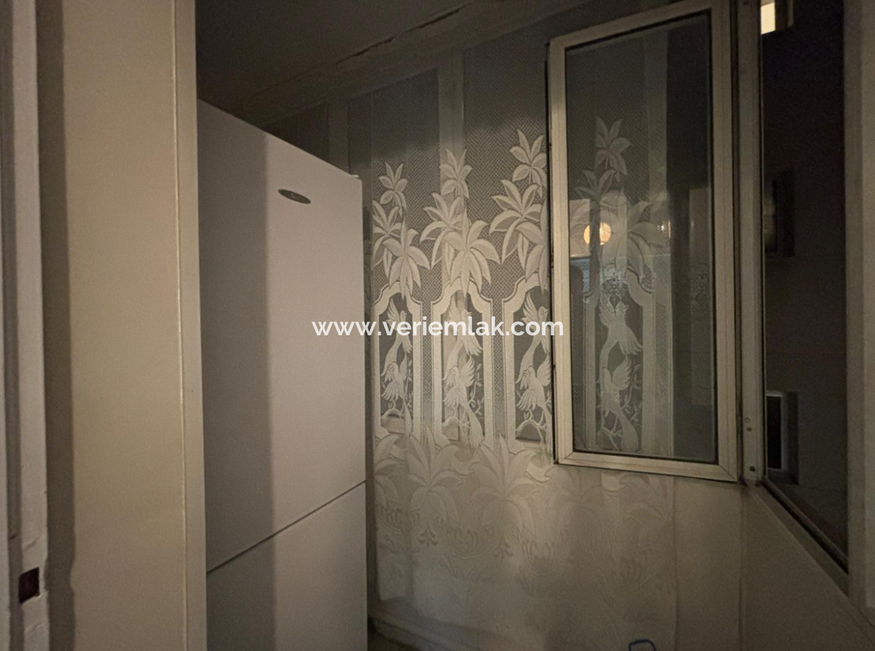 Alsancak Dünyagöz Gegenüber Möbliert 3 1 130 M2 2. Etagenwohnung Zu Vermieten!