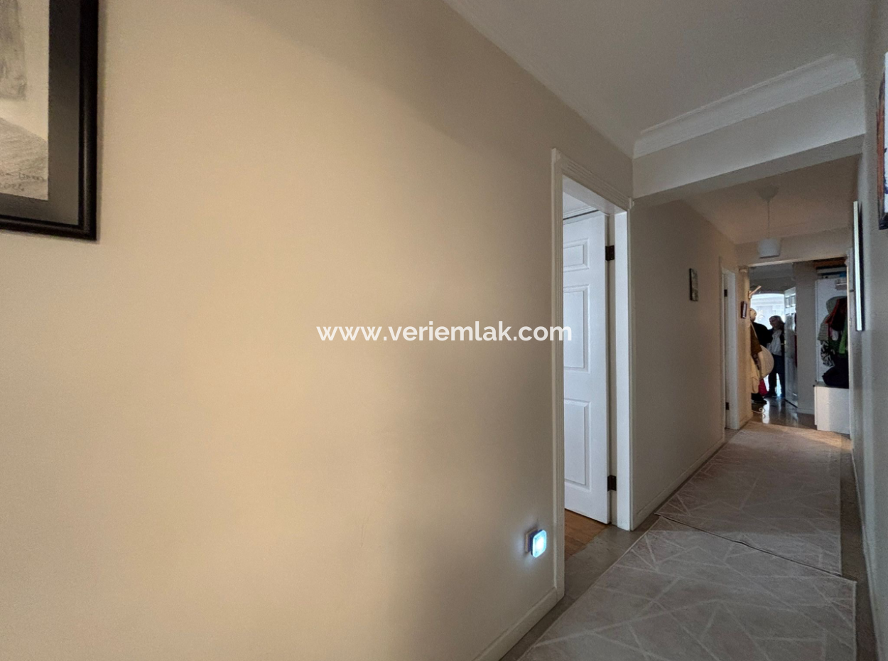 Wohnung Zum Verkauf Mit Parkplatz Im 3. Stock 3 1 Genç Gebäude In Der Alsancak Dutlu Strasse!