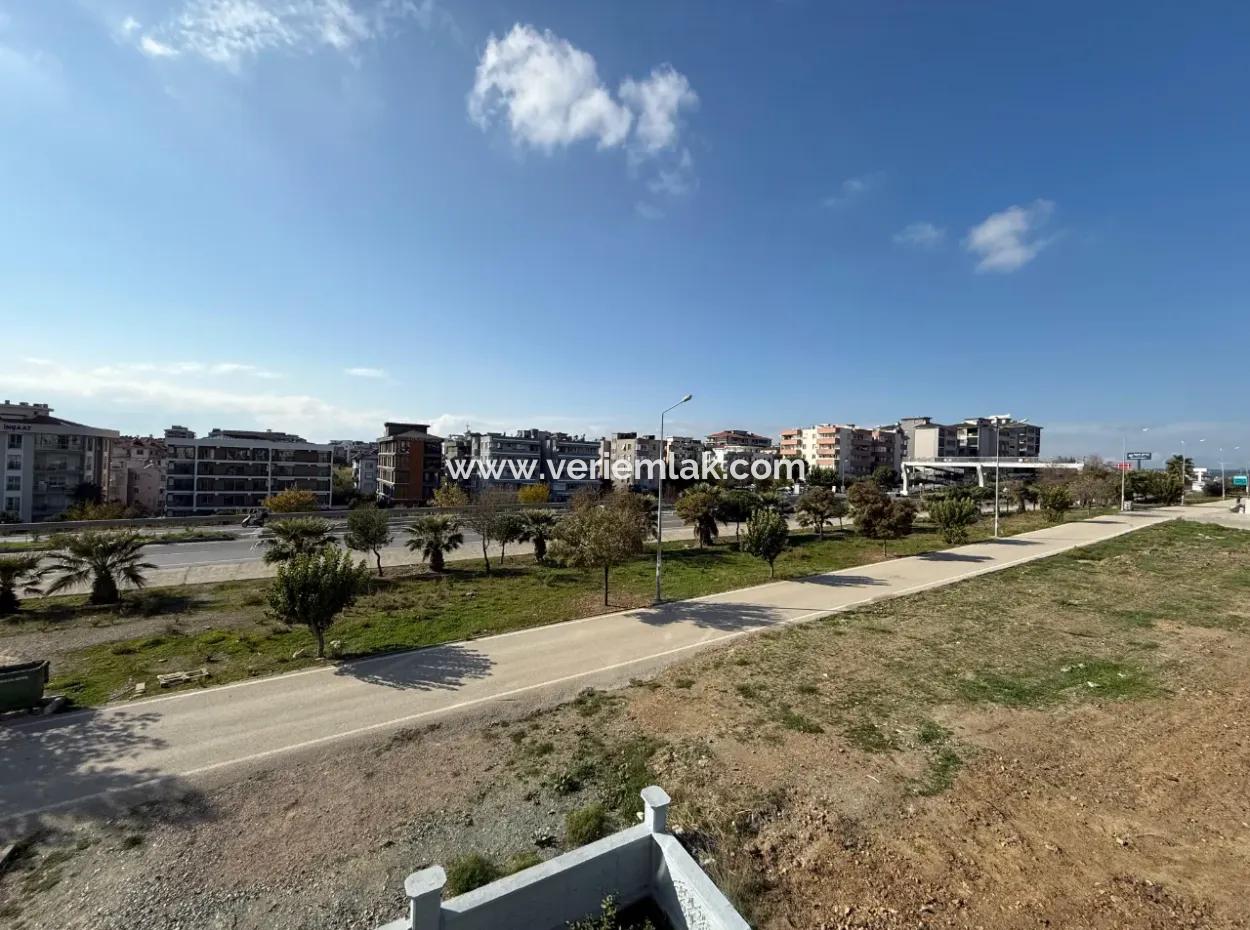 Wohnung Zu Vermieten Mit Grünflächenfassade In Der Seferihisar İzmir Strasse