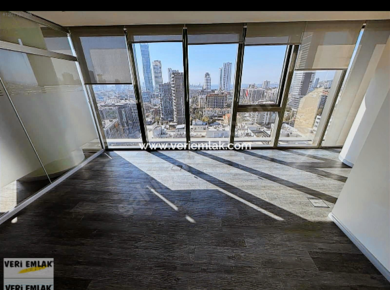 133 M² Arbeitsplatz Zu Mieten Mit 2 1 Vat Im Bayrakli-Turm!