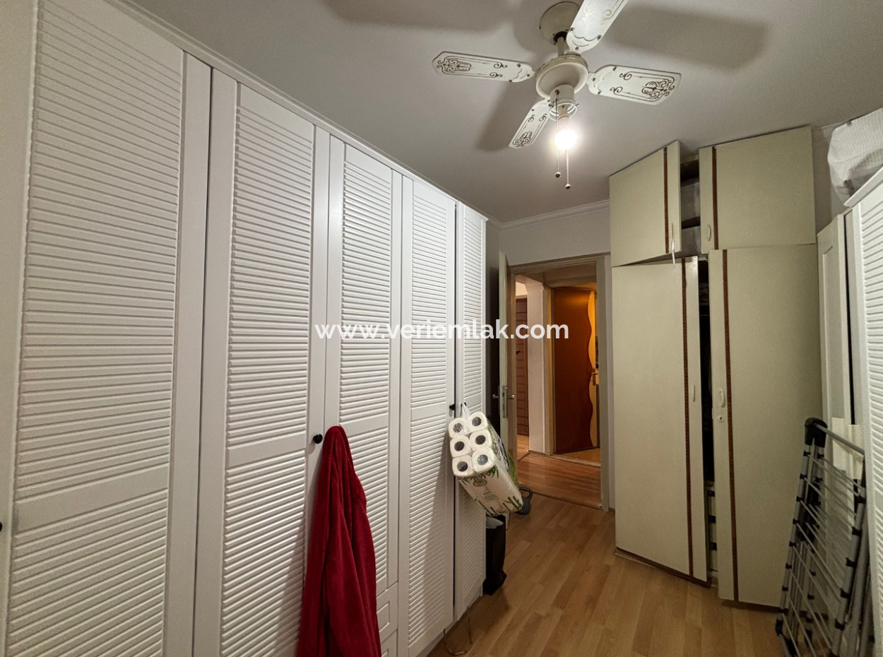 4. Stock, Gut Gepflegte Wohnung Zu Mieten Mit 3 1 Parkplätzen In Alsancak Poet Eşref!