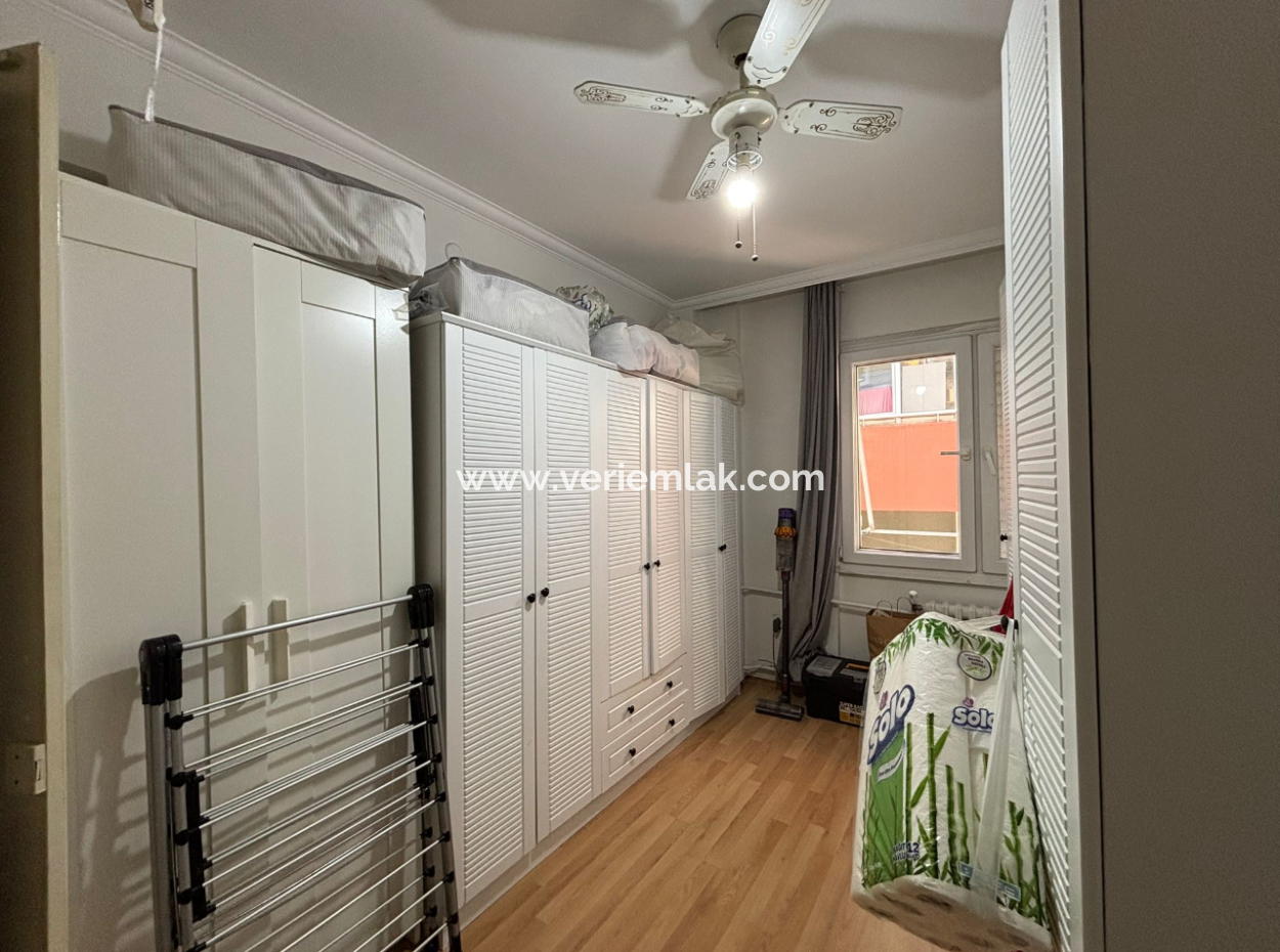 4. Stock, Gut Gepflegte Wohnung Zu Mieten Mit 3 1 Parkplätzen In Alsancak Poet Eşref!