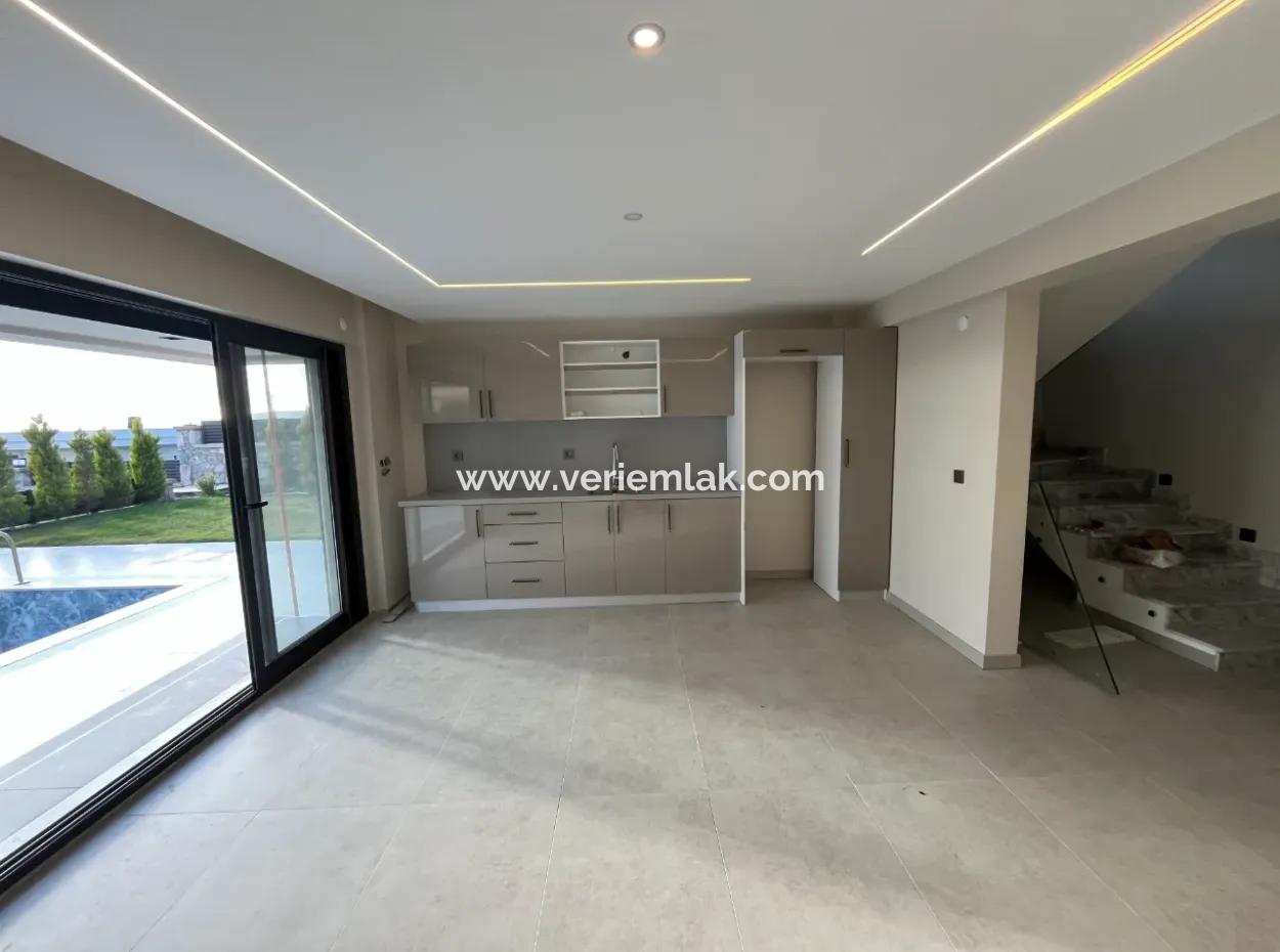 Seferihisar Bahçeşehir – Luxusvilla Mit Privatlebenskonzept