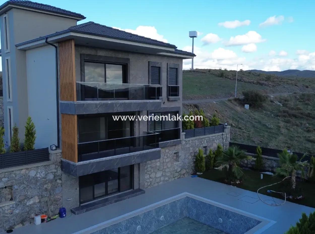 Seferihisar Bahçeşehir – Luxusvilla Mit Privatlebenskonzept