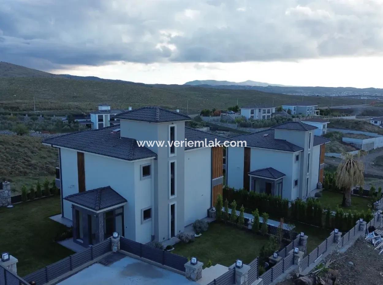 Seferihisar Bahçeşehir – Luxusvilla Mit Privatlebenskonzept