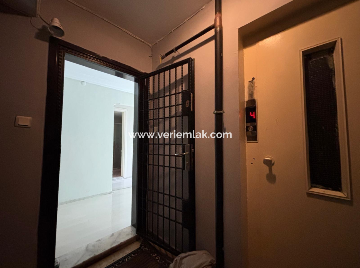 Wohnung Zu Mieten In Der Nähe Der Alsancak-Moschee, 1. Stock 2, 1 Klimatisierte Wohnung Mit Aufzug!