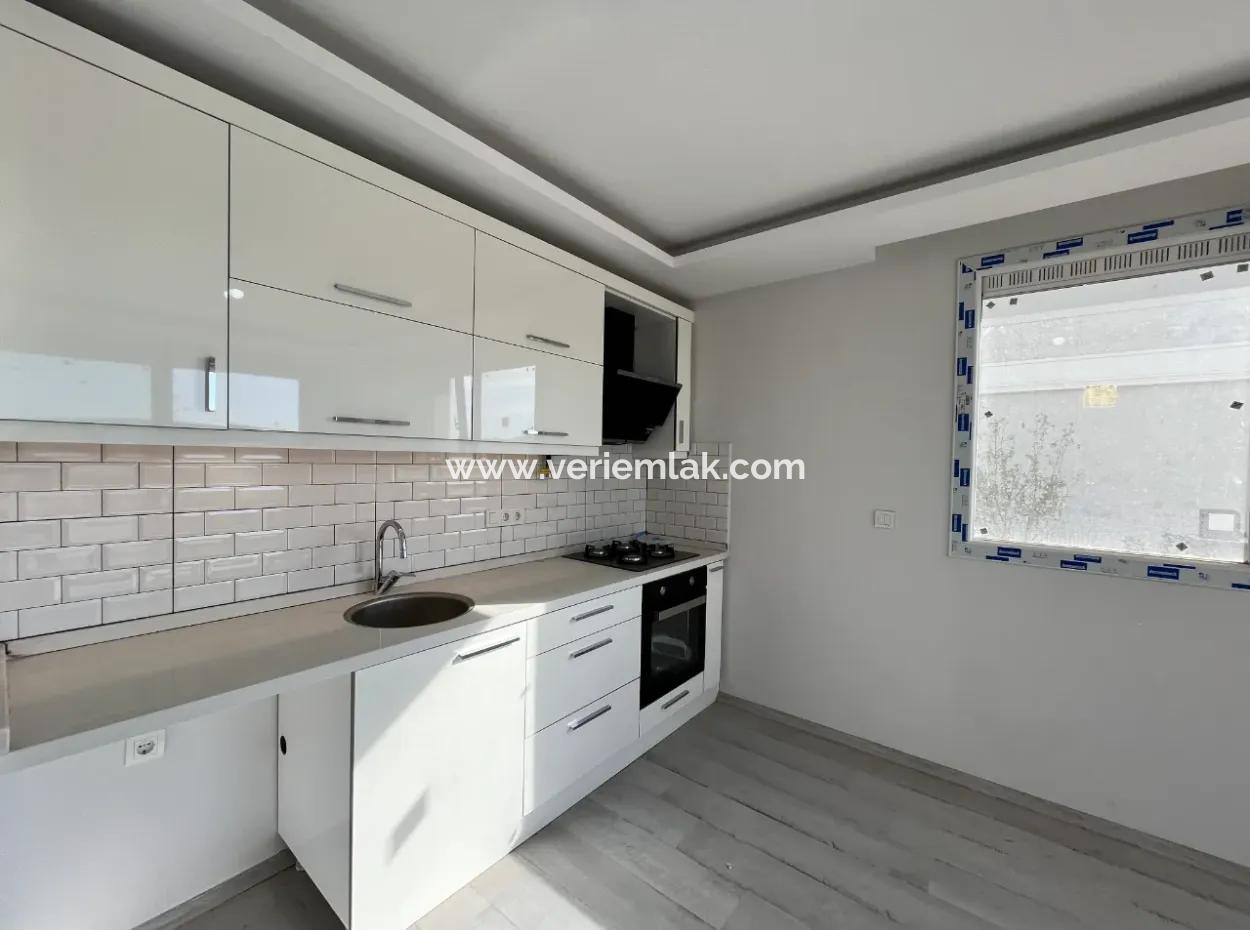 2 1 Gartenwohnung In Der Seferihisar Gözsüzler Strasse