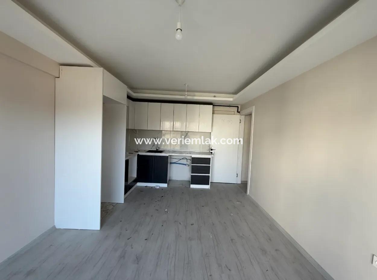 2 1 Wohnung Zum Verkauf In Seferihisar Camikebir – İzmir Strasse