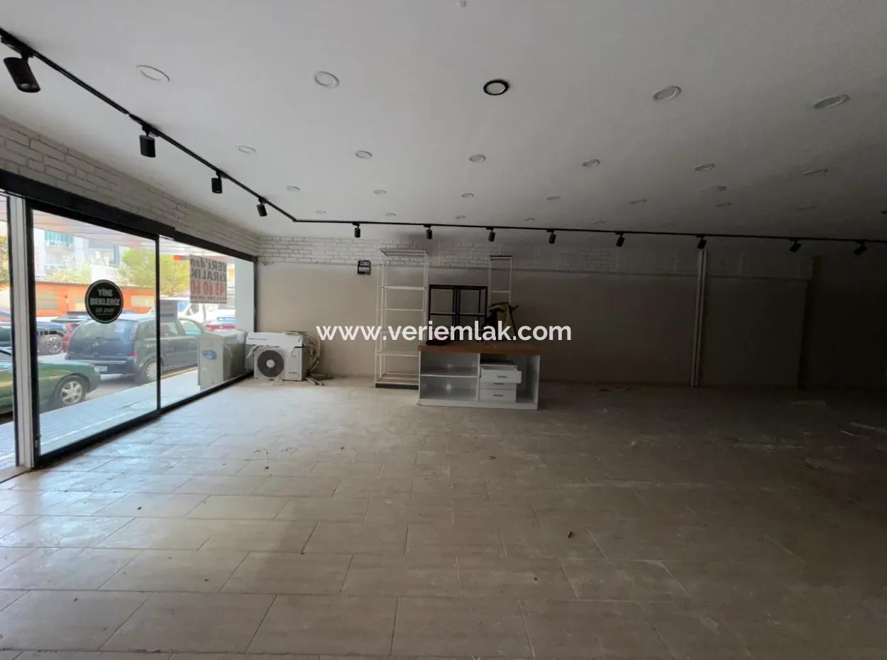 350 M² Geschäft Zu Mieten Mit Glasvitrine In Der Hauptstrasse Von Seferihisar
