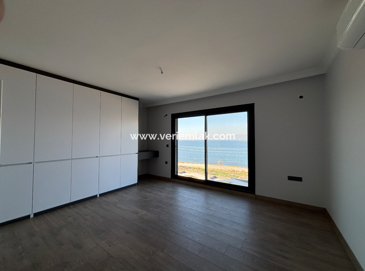 Lebiderya Freistehende Villa Zum Verkauf In Seferihisar Akarca