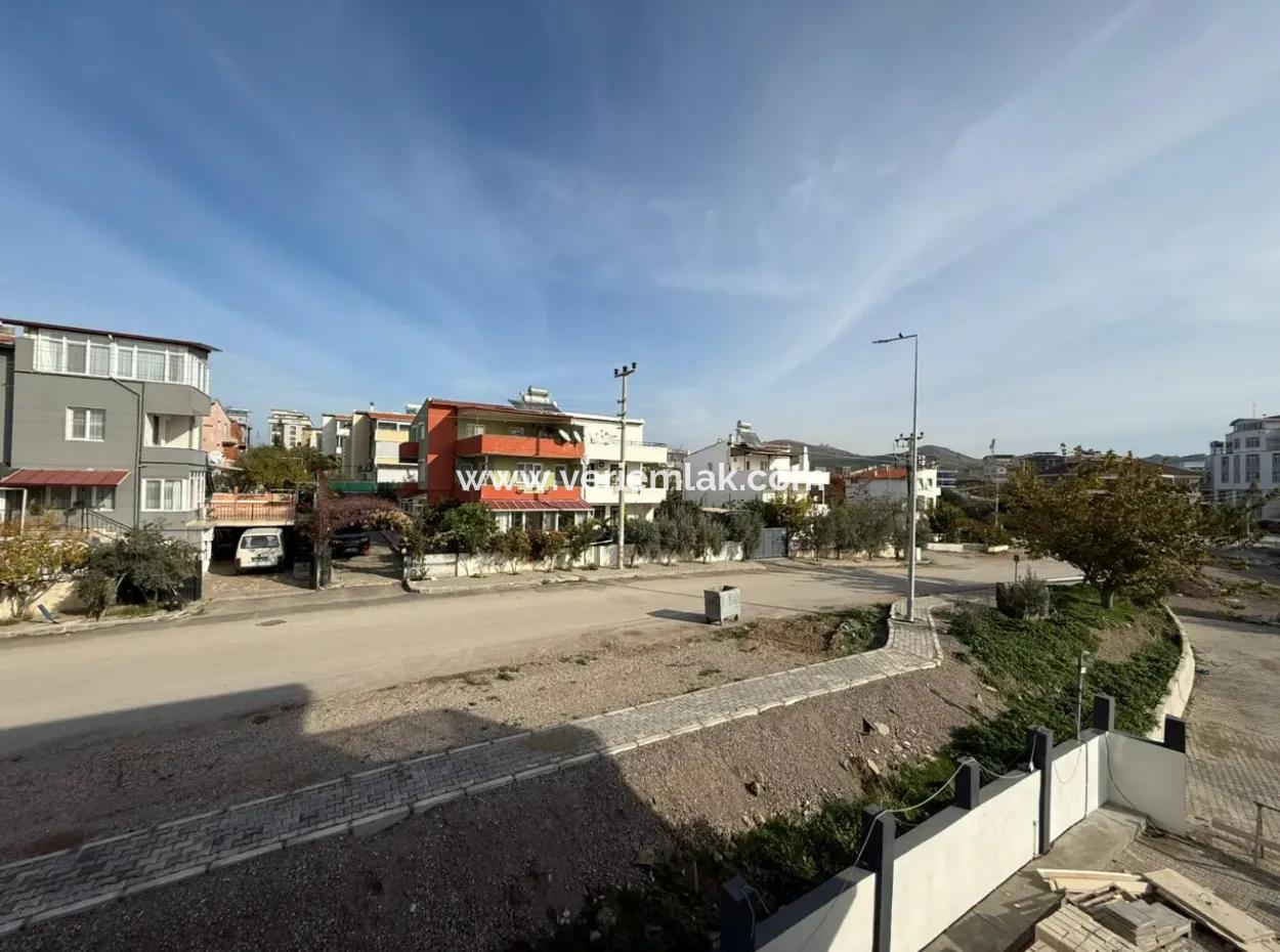 1 1 Wohnung Zum Verkauf Auf Einem Grundstück In Seferihisar Çolakibrahim Bey