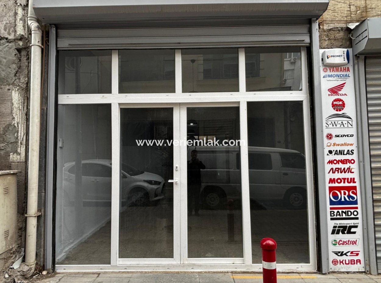 150 M² Geschlossenes Wc-Geschäft Zur Vermietung In Alsancak Kahraman!