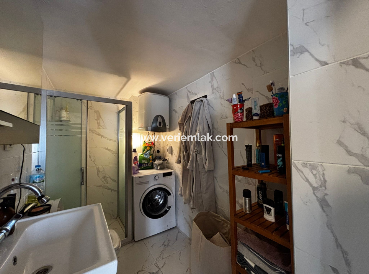 3 1 Günstige Wohnung Im Zweiten Stock Zur Miete Mit Alsancak Fair View!