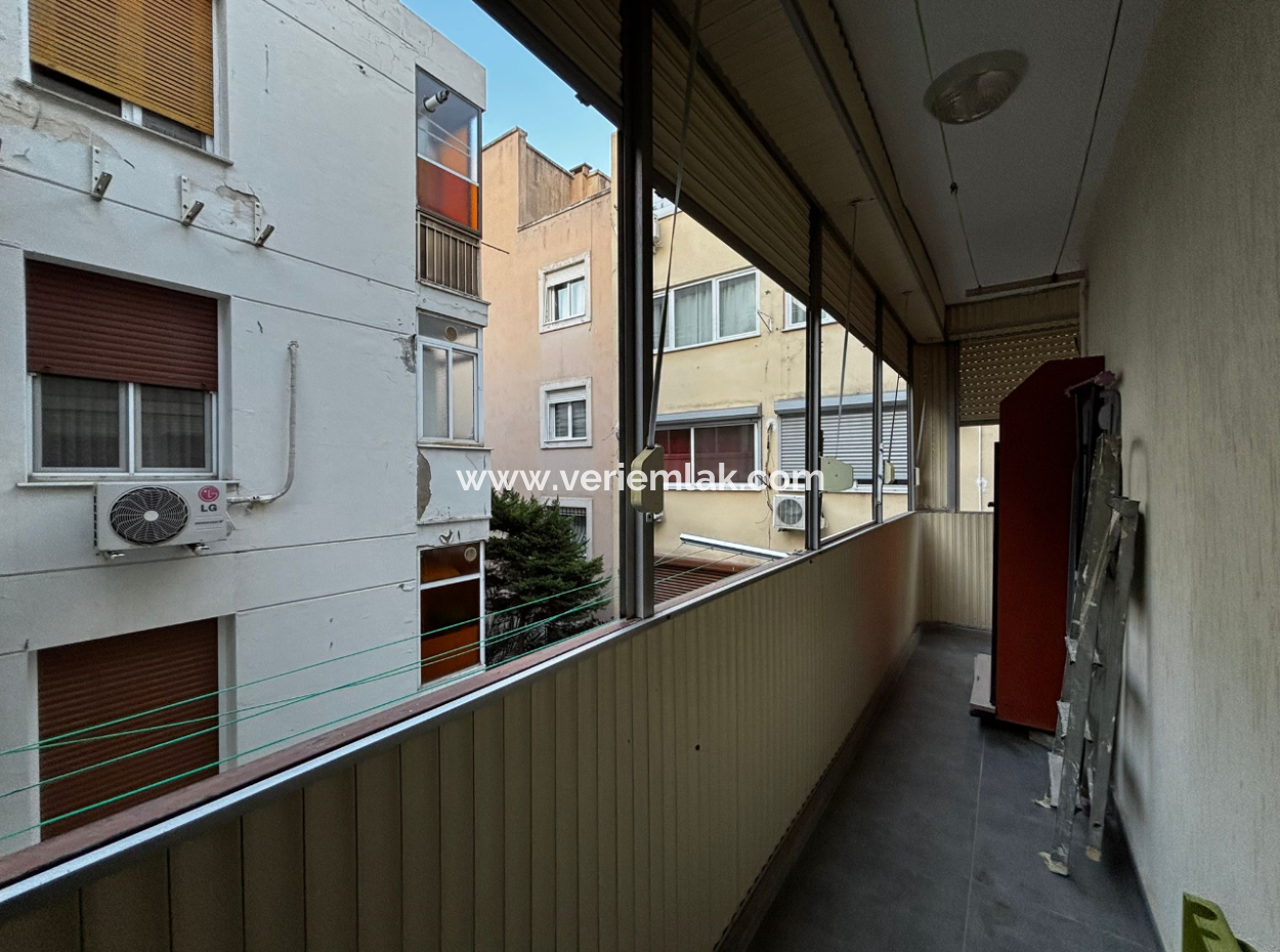 In Der Nähe Von Alsancak Fair 2 1 Etage Kombi-Wohnung Kostenlos Zu Mieten!