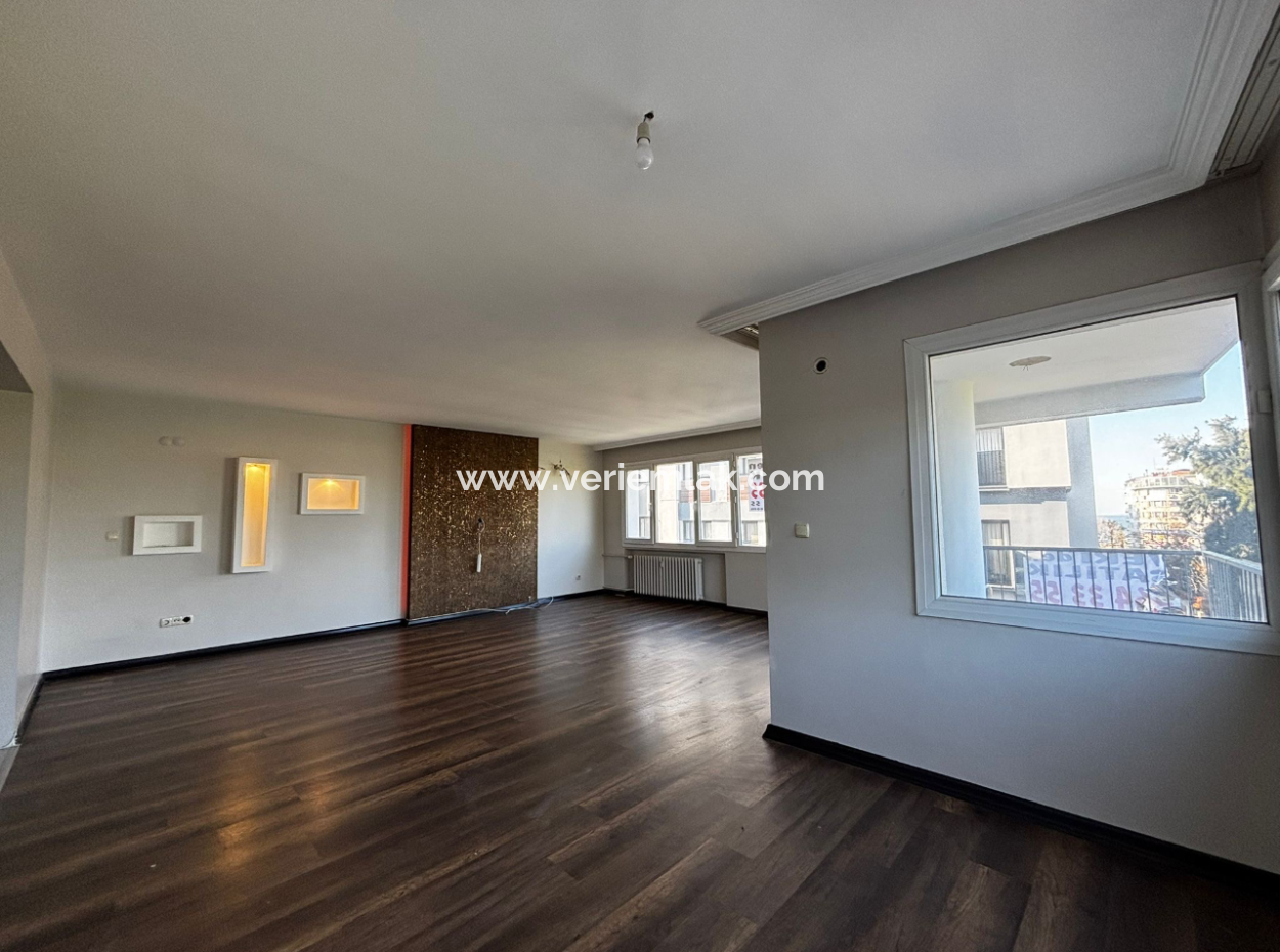 3 1 Ecke Wohnung Im 5. Stock Kostenlos Zum Verkauf In Der Alsancak Libas Street!