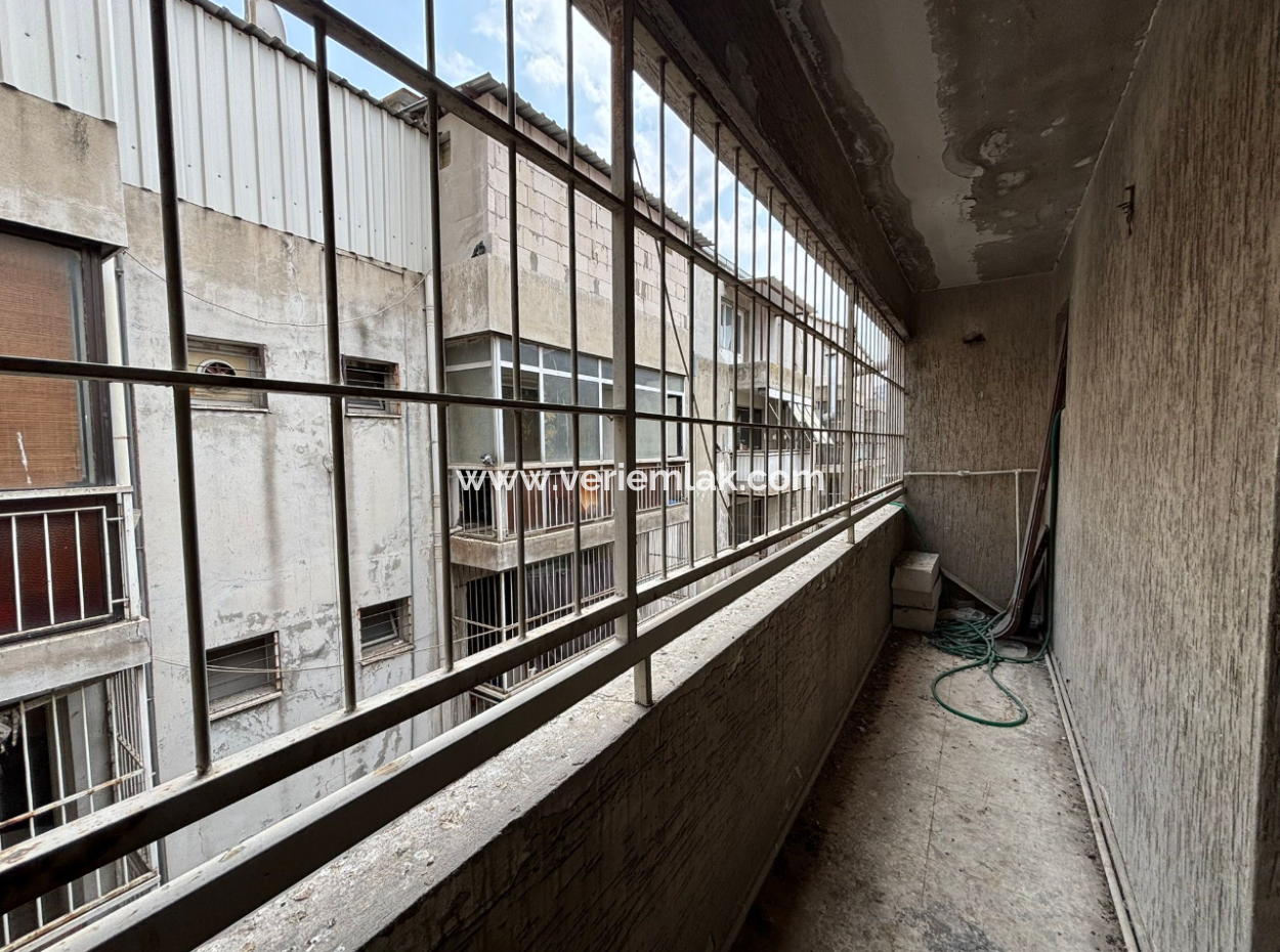 Konak Basmane 4. Stock 180 M² Arbeitsplatz / Büro Zum Verkauf Mit Aufzug!