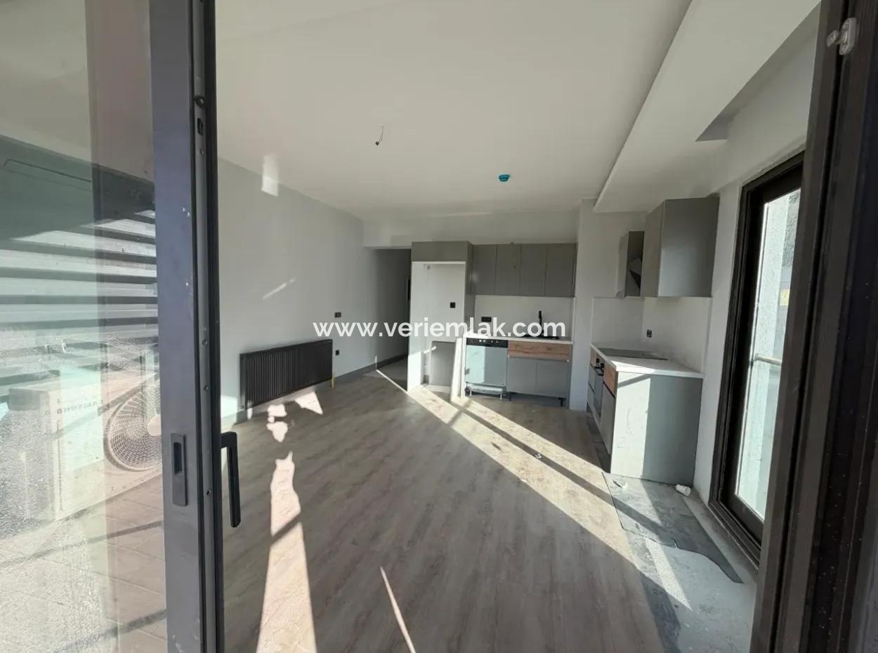 2 1 Wohnungen Zum Verkauf Mit Smart-Home-System Und Großem Balkon | Izmir Narlidere