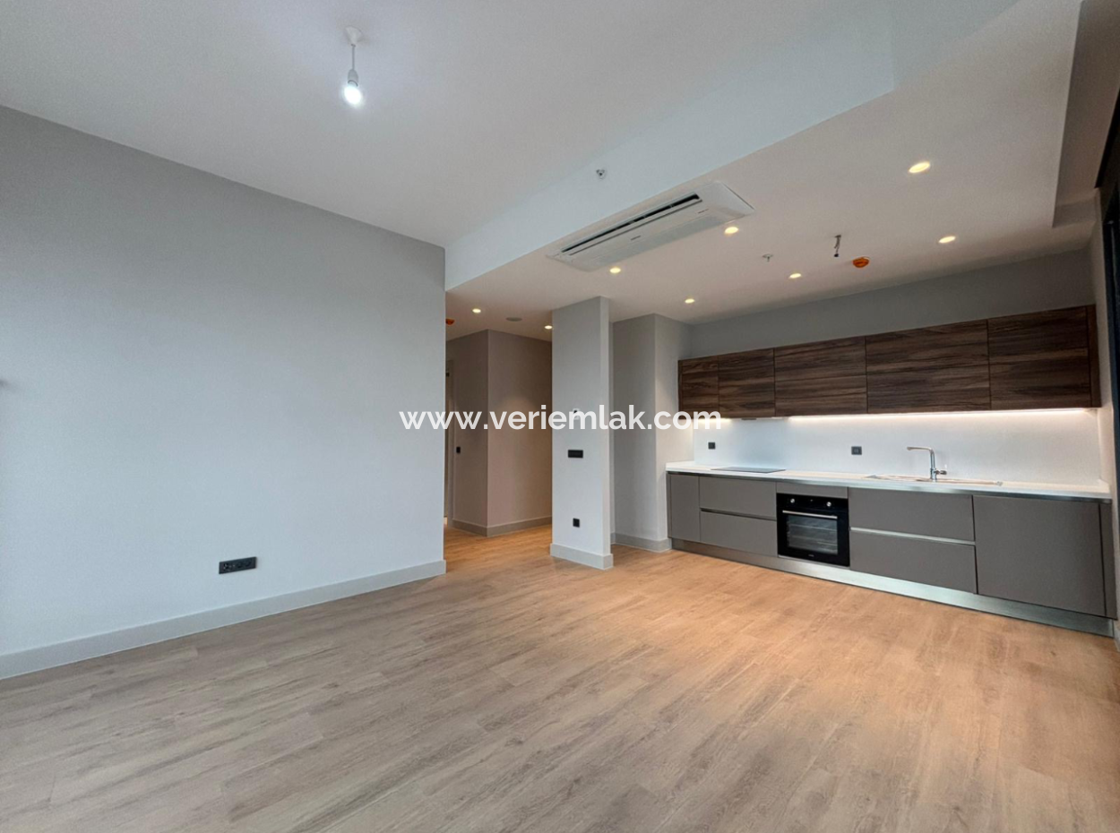 Alsancak Evora Projekt 2 1 15. Stock Sea View-Wohnung Zur Vermietung!