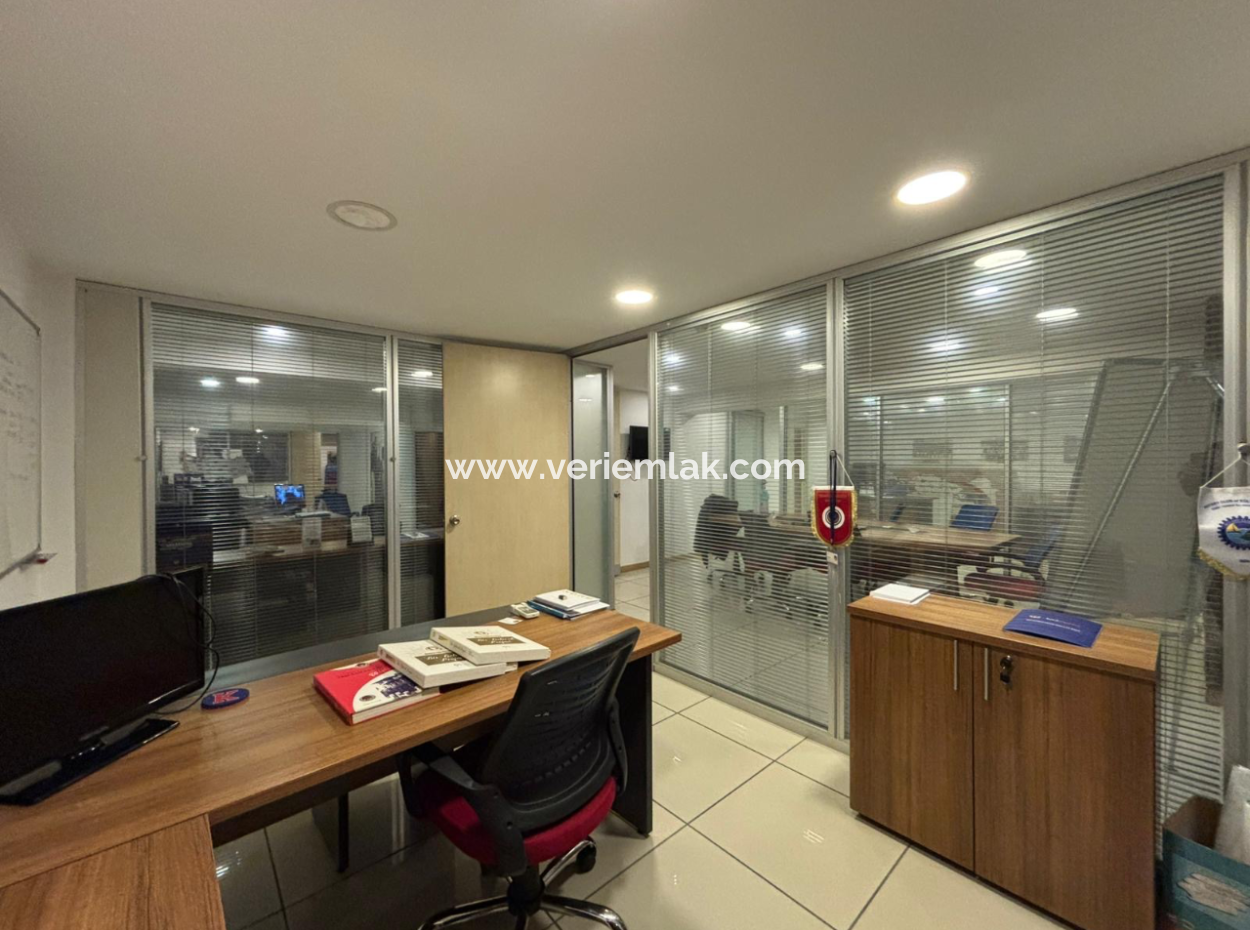 Alsancak Zypern Martyrs Ganze Etage 225 M² Arbeitsplatz Im 4. Stock Zu Mieten