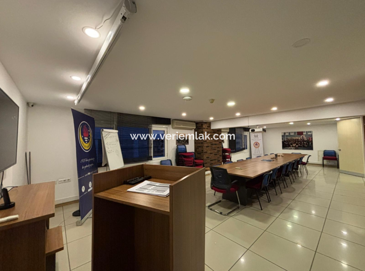 Alsancak Zypern Martyrs Ganze Etage 225 M² Arbeitsplatz Im 4. Stock Zu Mieten