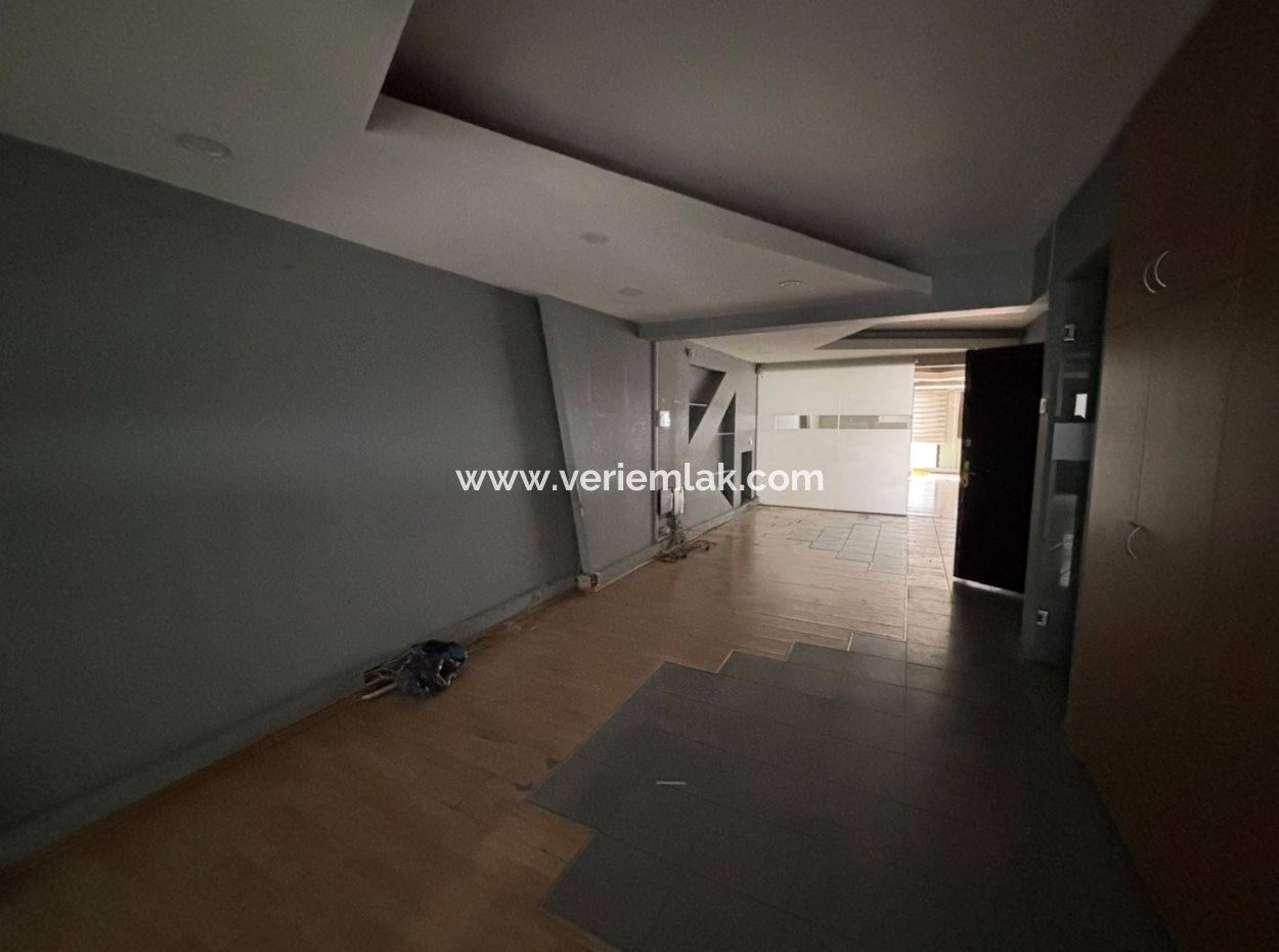 3. Stock Büro Zur Miete In Der Alsancak Kıbrıs Şehitleri-Straße