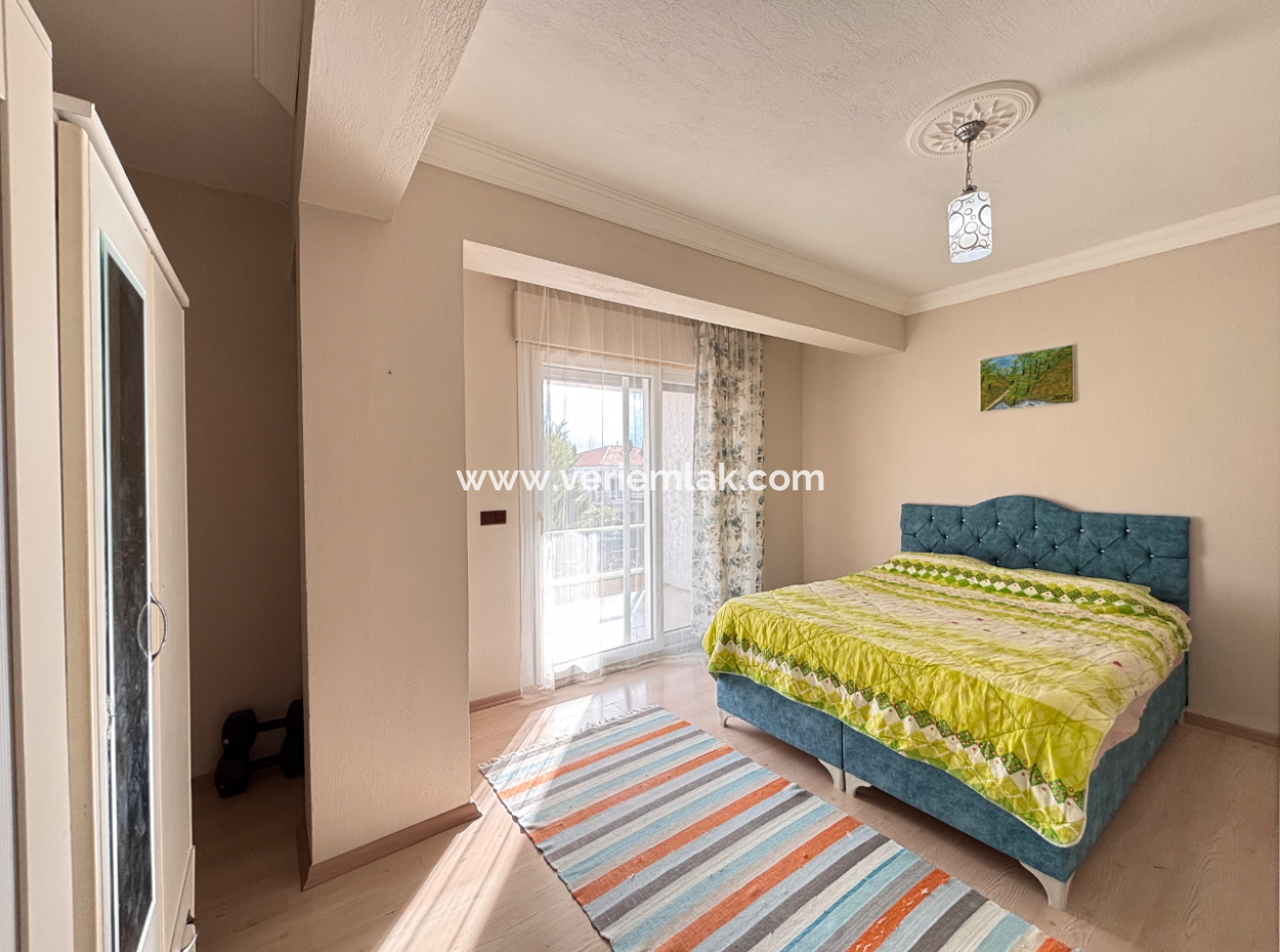 Möblierte Villa Zur Jährlichen Miete Mit Grossem Garten In Çeşme Alaçati