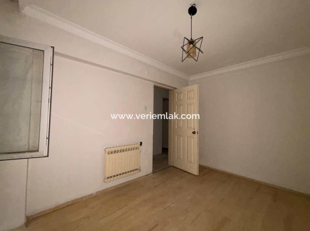 Zu Vermieten: 3 Zimmer, 1 Wohnzimmerbüro / Büro An Der Alsancak Cumhuriyet Boulevard