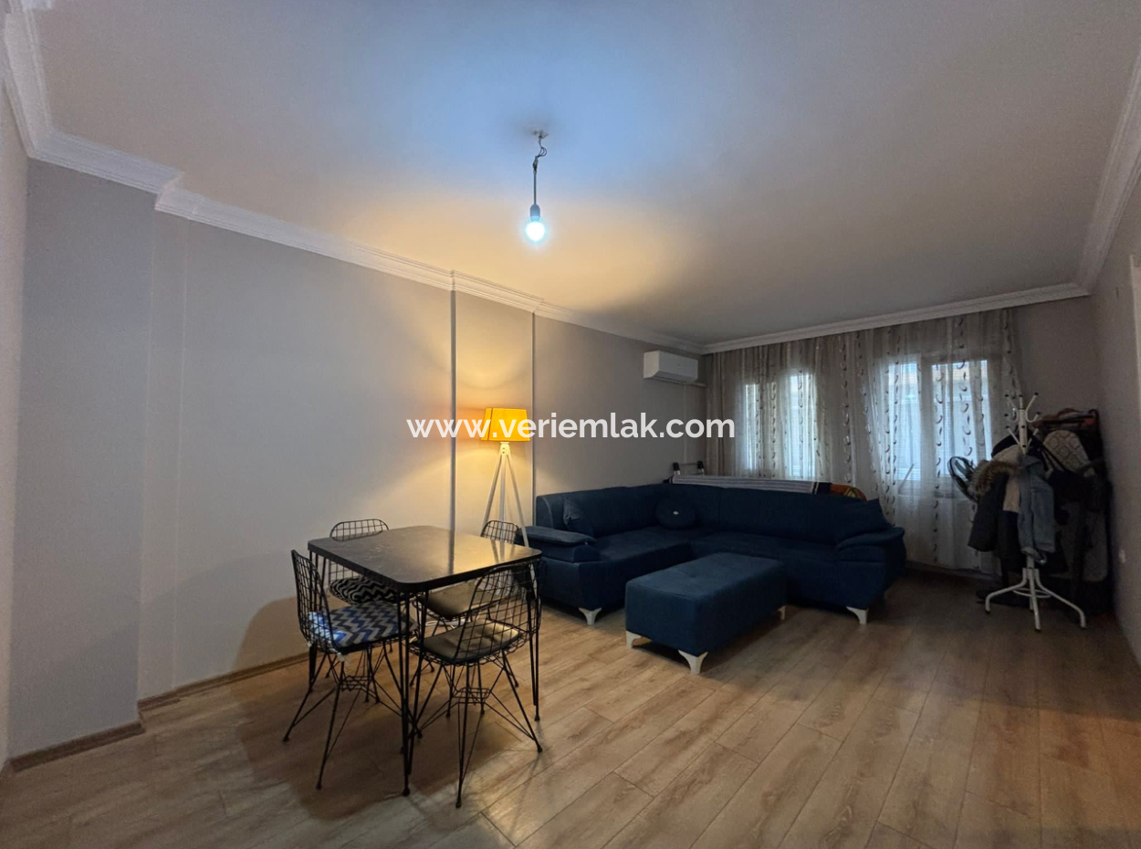 Alsancak Dünya Göz Hastanesi Gegenüber 1 1 Kostenlose Wohnung Zur Miete