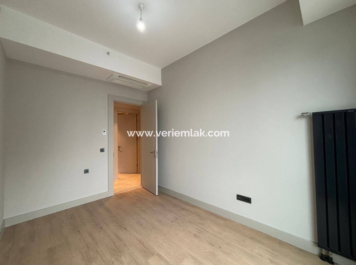 19. Stock 3 1.120 M² Meerblickswohnung Zur Miete In Alsancak Evora Projekt