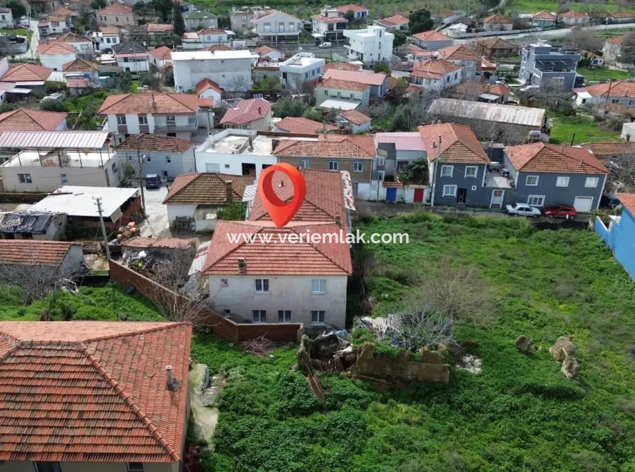 3 1 Wohnung Zum Verkauf In Ulamış Von Veri! Die Hälfte Des Einfamilienhauses Steht Zum Verkauf!