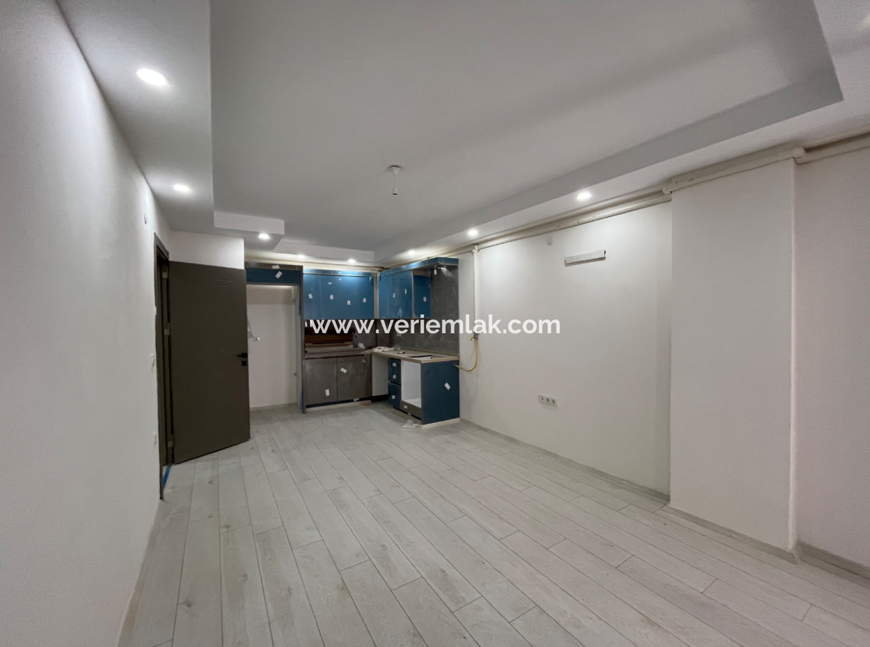 Zero 2 1 Wohnung Zum Verkauf Im Stadtzentrum In Seferihisar Hıdırlık