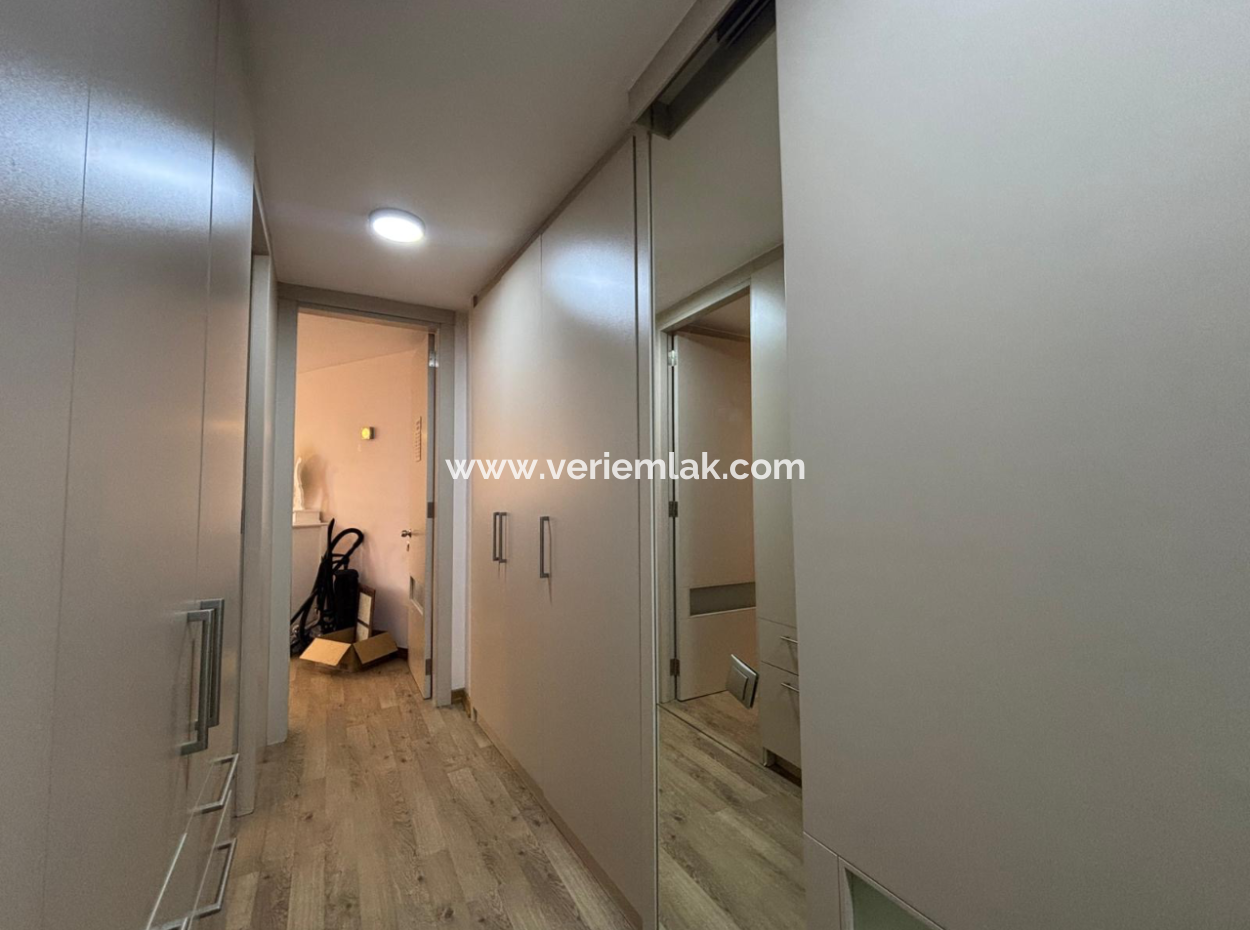 Luxuriöse Möblierte Wohnung Zur Vermietung 3 1 In Der Nähe Des Alsancak Gündoğdu-Platzes