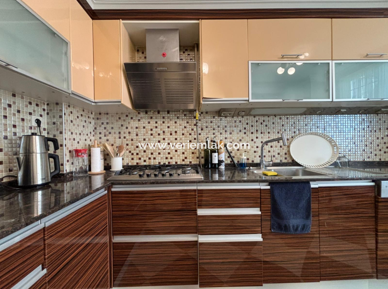 Bornova Forum Bornova Villas Triplex 3 1 200M² Villa Zu Mieten Mit Wintergarten