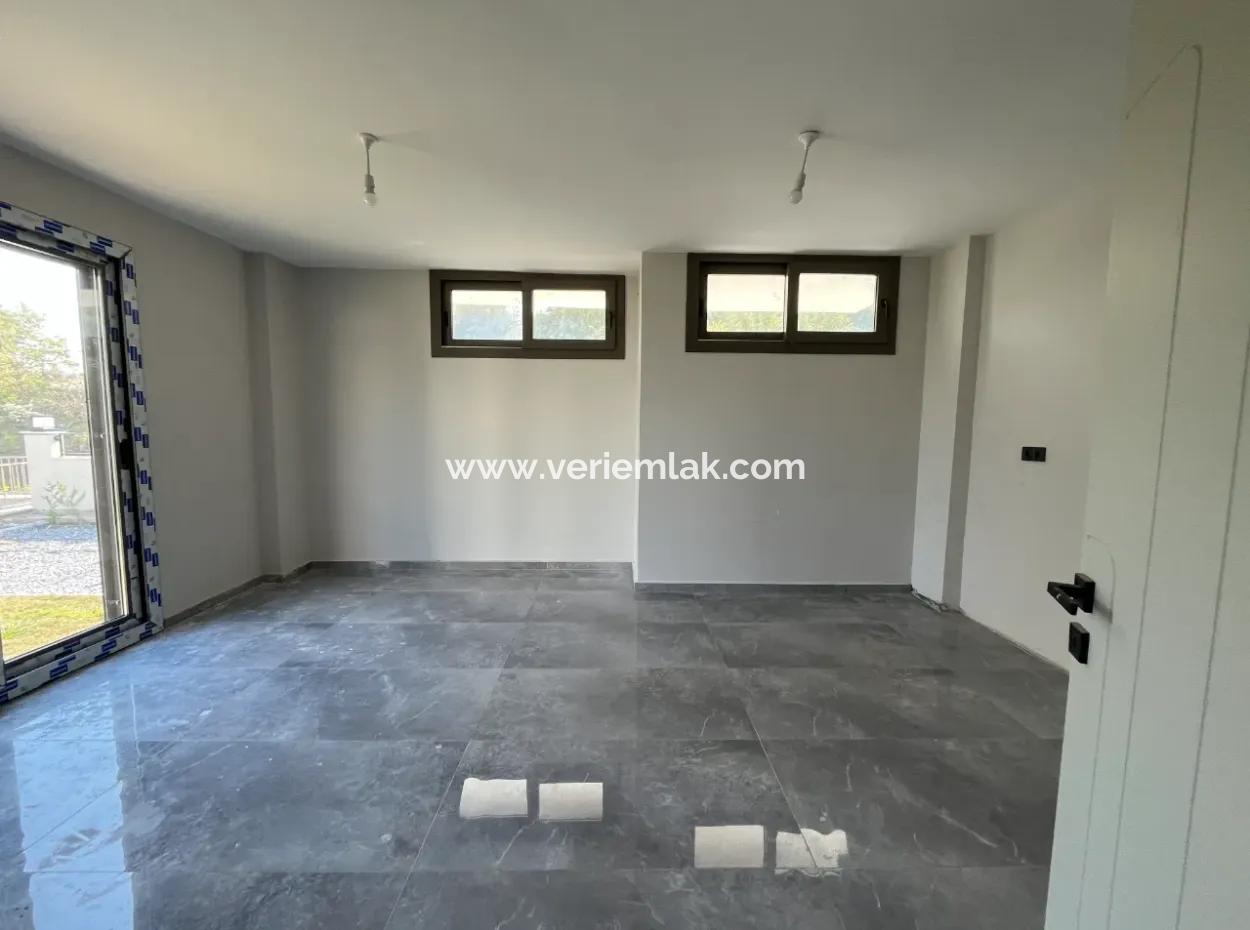 Ultra-Luxuriöse Freistehende Villa Auf Einem Strandgelände In Akarca