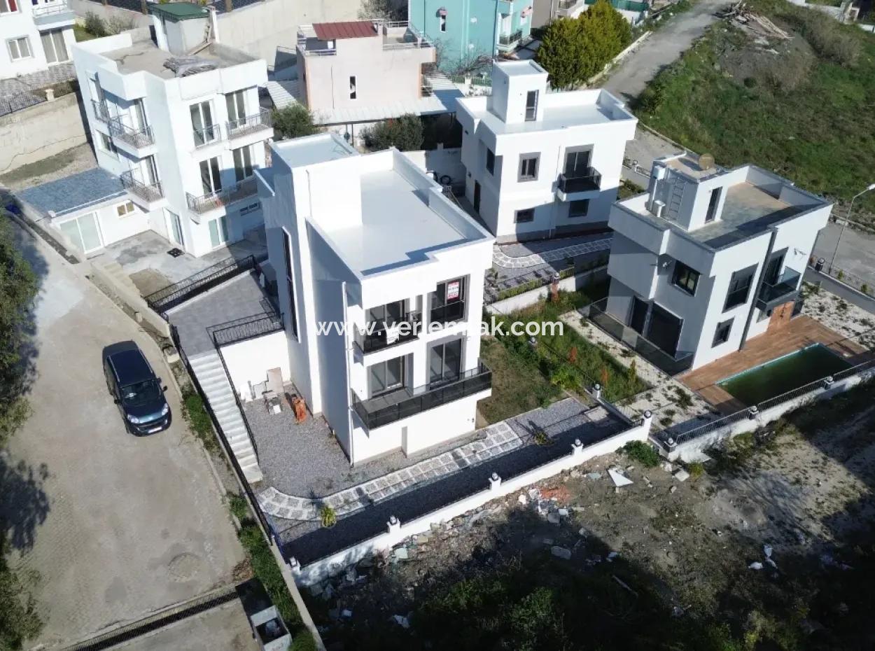 Ultra-Luxuriöse Freistehende Villa Auf Einem Strandgelände In Akarca