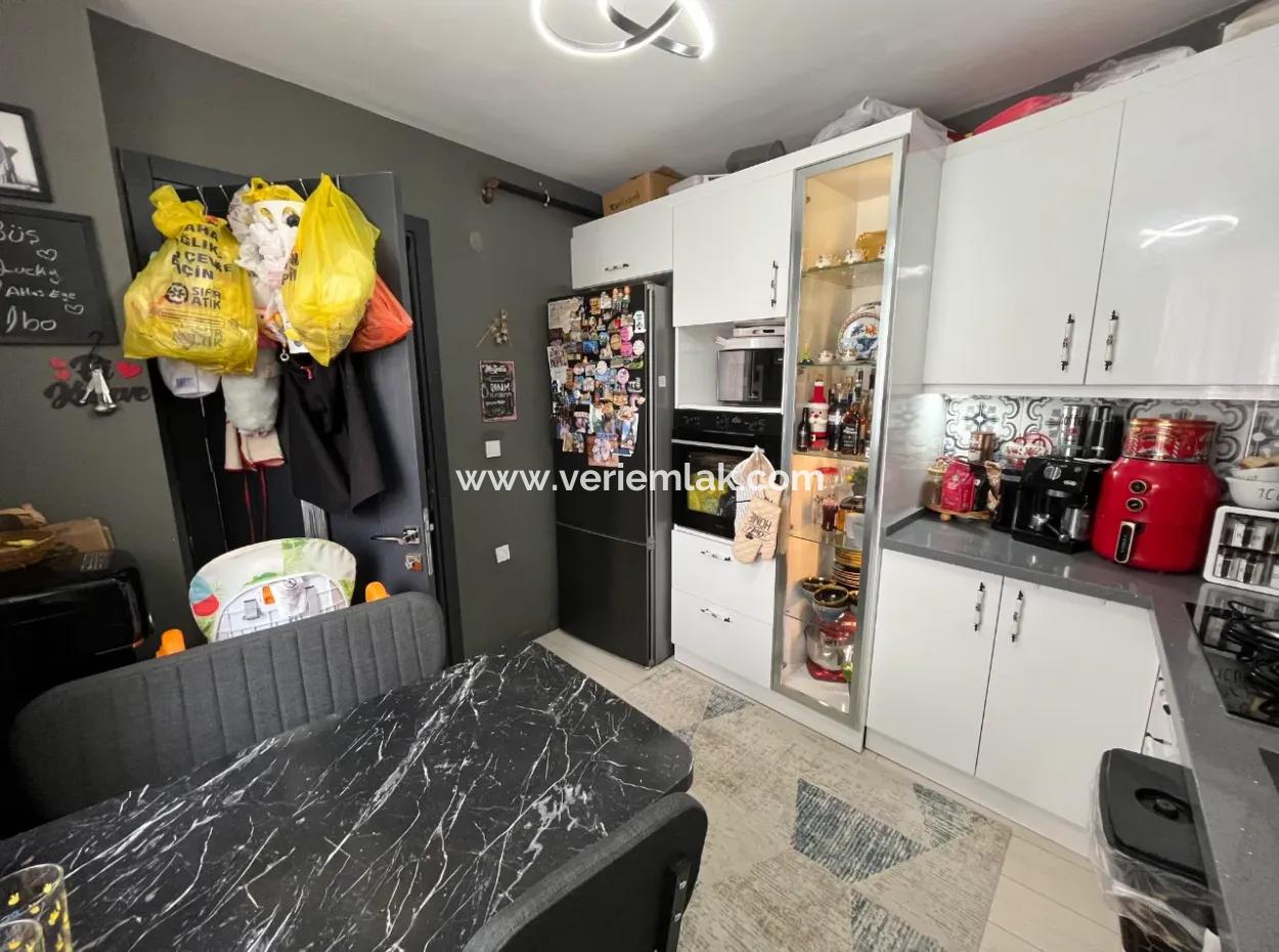 Zu Verkaufen | 4 1 Duplex Mit Grosser Reihe Im Bezirk Camikebir