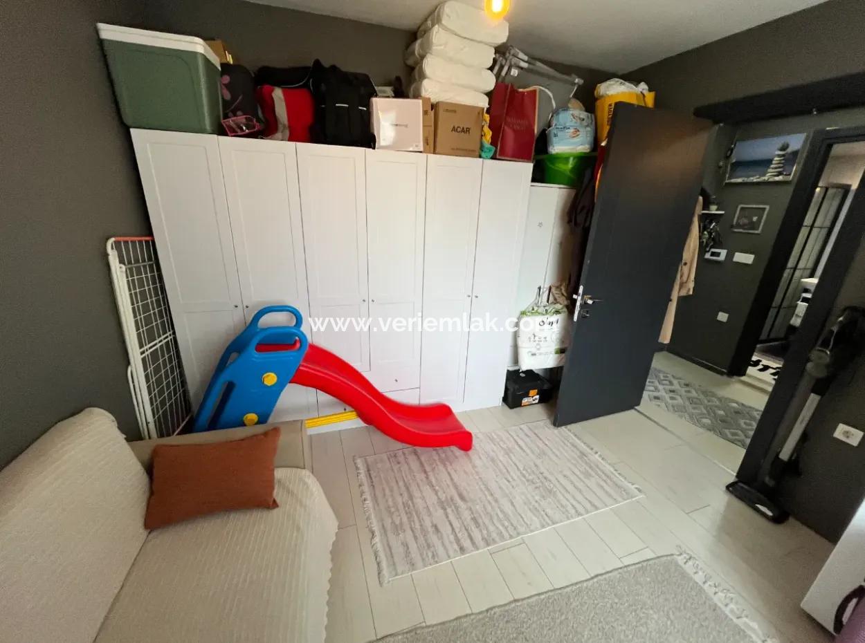 Zu Verkaufen | 4 1 Duplex Mit Grosser Reihe Im Bezirk Camikebir