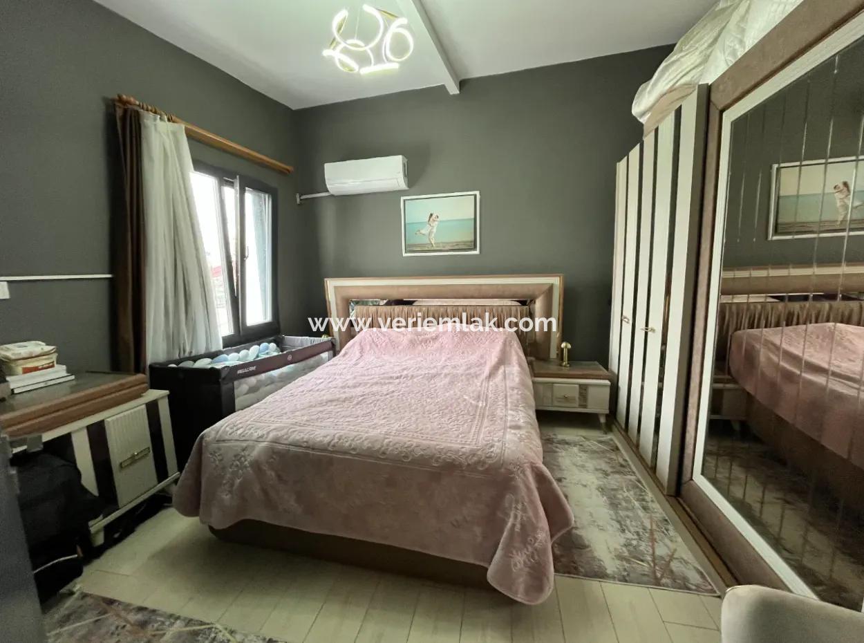 Zu Verkaufen | 4 1 Duplex Mit Grosser Reihe Im Bezirk Camikebir